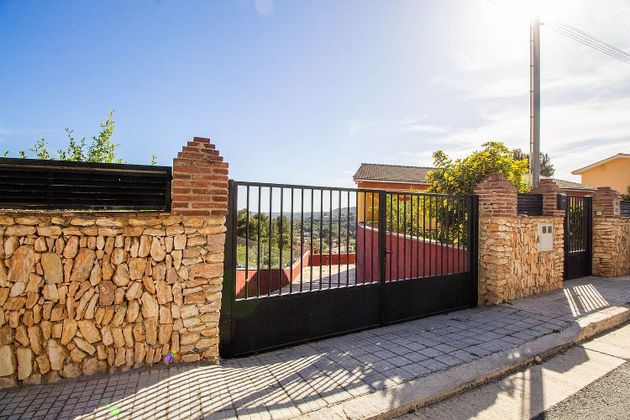 Foto 2 de Xalet en venda a Vespella de Gaià de 3 habitacions amb terrassa i piscina