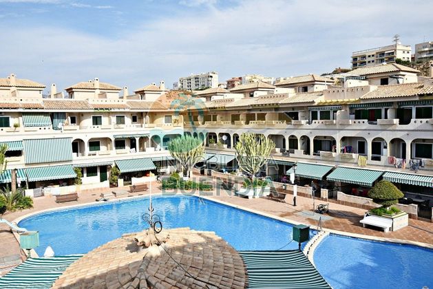 Foto 1 de Àtic en venda a Puerto de Mazarrón de 2 habitacions amb terrassa i piscina