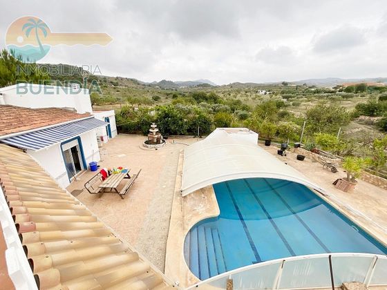 Foto 1 de Casa rural en venda a Perín de 5 habitacions amb terrassa i piscina
