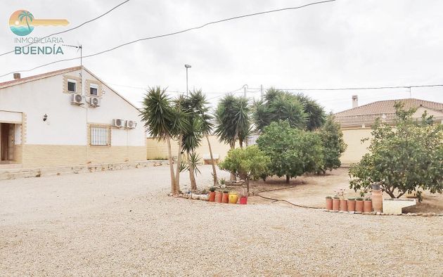 Foto 1 de Casa rural en venda a Totana de 6 habitacions amb jardí i aire acondicionat