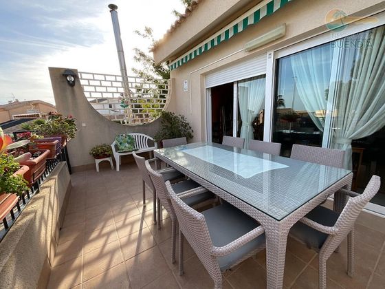 Foto 1 de Piso en venta en Puerto de Mazarrón de 5 habitaciones con terraza y piscina