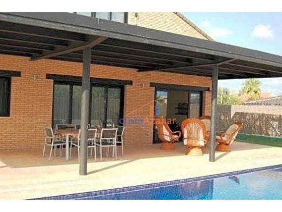 Foto 1 de Casa en venda a Alquerías del Niño Perdido de 3 habitacions amb terrassa i piscina