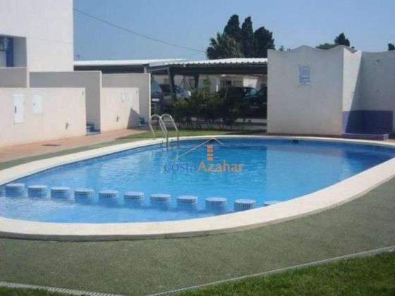 Foto 1 de Casa en venta en Playa de Almazora-Ben Afeli de 3 habitaciones con piscina y jardín