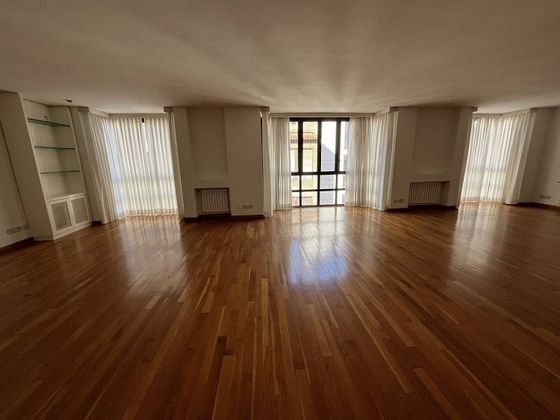 Foto 1 de Alquiler de piso en Centro - Castellón de la Plana de 4 habitaciones con garaje y aire acondicionado