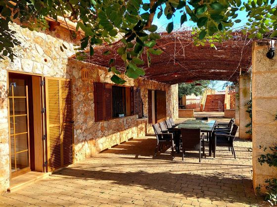 Foto 1 de Casa rural en venta en Santa Eugènia de 5 habitaciones con terraza y piscina