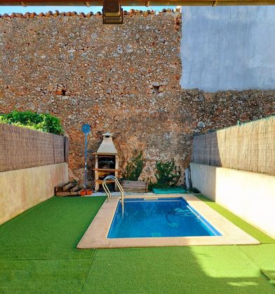 Foto 1 de Casa adosada en venta en Sencelles de 3 habitaciones con terraza y piscina