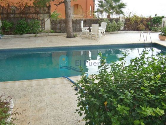 Foto 2 de Chalet en venta en Los Puertos de 4 habitaciones con terraza y piscina