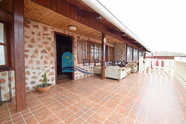 Foto 1 de Chalet en venta en Perín de 5 habitaciones con terraza y piscina