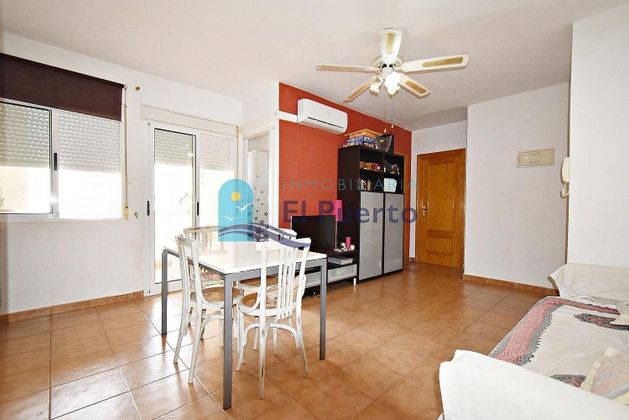 Foto 1 de Piso en venta en Los Puertos de 2 habitaciones con terraza y aire acondicionado