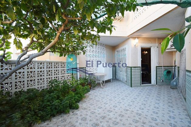 Foto 1 de Dúplex en venta en Puerto de Mazarrón de 4 habitaciones con terraza y jardín