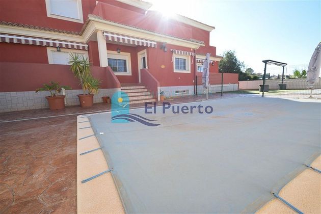 Foto 2 de Dúplex en venta en Los Puertos de 4 habitaciones con terraza y piscina