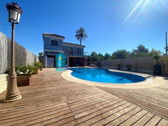 Foto 1 de Venta de casa en Totana de 3 habitaciones con terraza y piscina