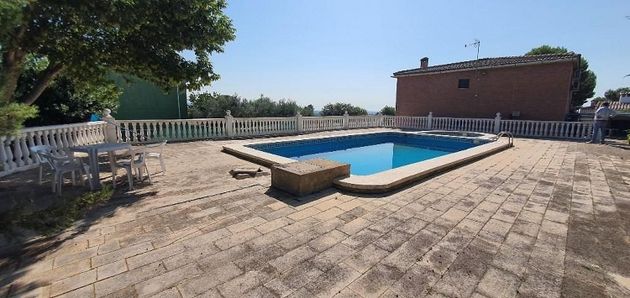 Foto 1 de Xalet en venda a Onda de 6 habitacions amb terrassa i piscina