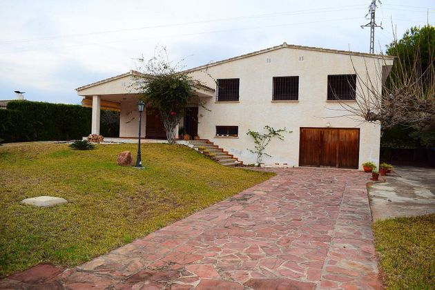 Foto 1 de Chalet en venta en Curva - Heliópolis de 3 habitaciones con terraza y garaje