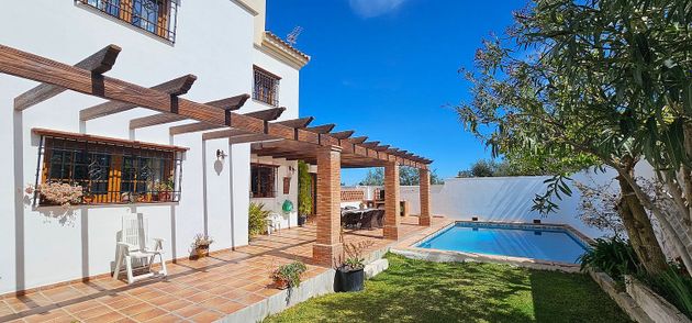 Foto 1 de Casa en venta en Ronda de 4 habitaciones con terraza y piscina