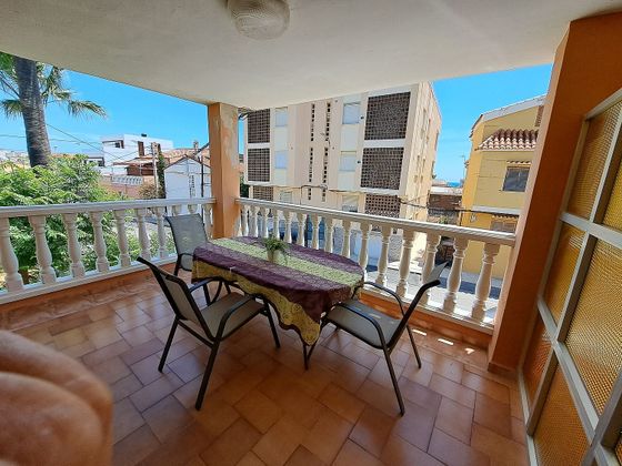 Foto 1 de Xalet en lloguer a calle Almirante Cervera de 3 habitacions amb terrassa i jardí