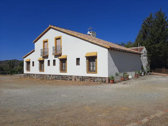 Foto 1 de Casa rural en venda a Alegría de la Huerta- Jardín de Málaga de 4 habitacions amb terrassa i jardí