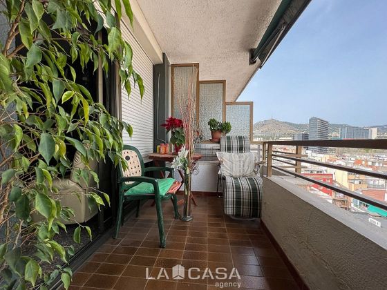 Foto 2 de Piso en venta en La Florida de 3 habitaciones con terraza y balcón