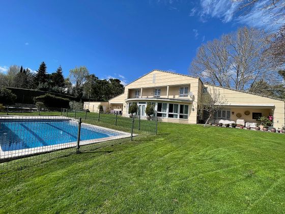 Foto 1 de Xalet en venda a La Moraleja distrito de 6 habitacions amb terrassa i piscina