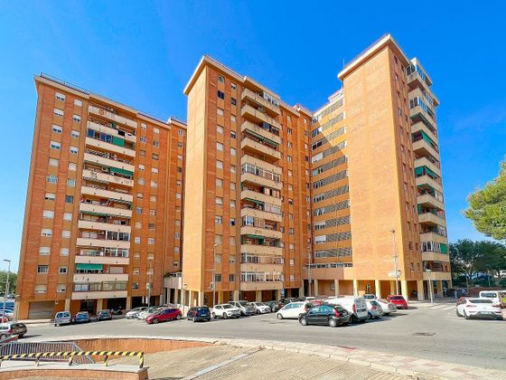 Foto 1 de Venta de piso en calle Bloque Uruguay Sante Pere i Sant Pau de 3 habitaciones con terraza y garaje