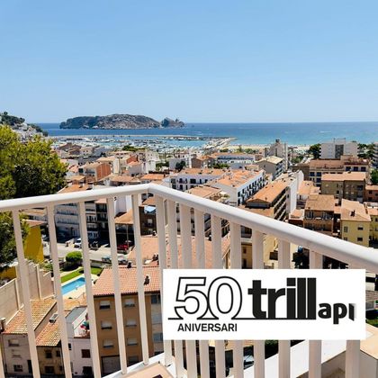 Foto 1 de Xalet en venda a calle Mediterrania de 6 habitacions amb terrassa i jardí