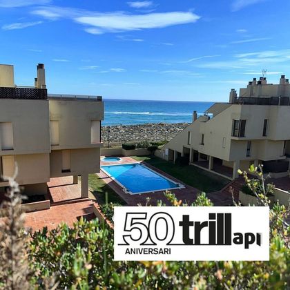 Foto 1 de Dúplex en venda a avenida Dels Arenals de Mar de 2 habitacions amb terrassa i piscina