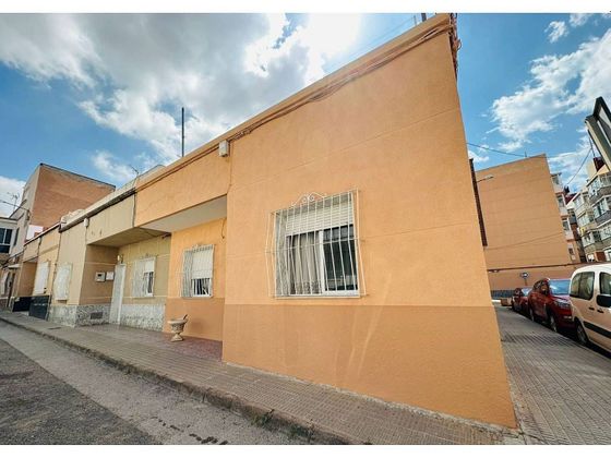 Foto 1 de Casa en venda a Barrio de Peral de 5 habitacions amb terrassa i aire acondicionat
