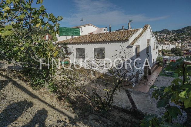 Foto 2 de Xalet en venda a Vilassar de Dalt de 12 habitacions amb terrassa i piscina
