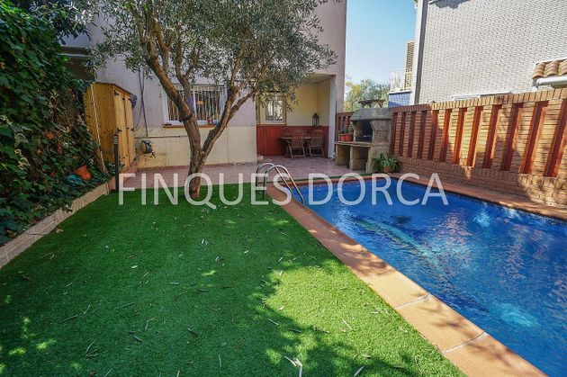 Foto 2 de Casa en venda a Vilassar de Dalt de 4 habitacions amb terrassa i piscina