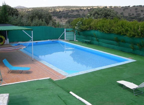 Foto 2 de Casa en venta en Mirabel de 5 habitaciones con piscina