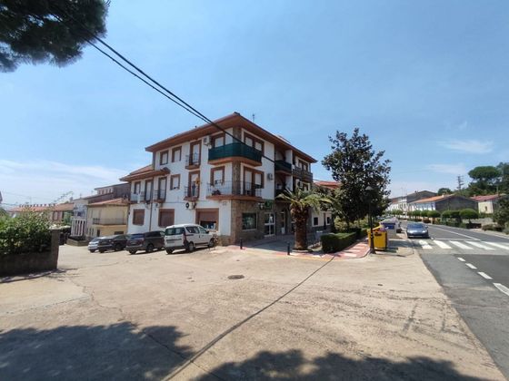 Foto 1 de Piso en venta en Torremenga de 4 habitaciones con terraza y piscina