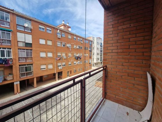 Foto 2 de Pis en venda a La Cañada de 3 habitacions amb balcó i ascensor
