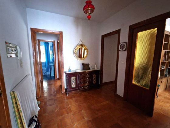 Foto 2 de Pis en venda a Cabezuela del Valle de 4 habitacions amb terrassa