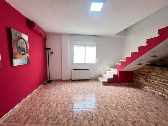 Foto 1 de Dúplex en venda a Torres de la Alameda de 2 habitacions amb garatge i calefacció