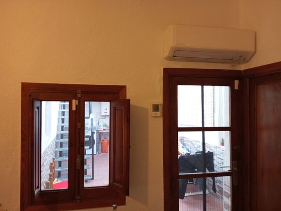 Foto 2 de Xalet en venda a Sur de 3 habitacions amb terrassa i aire acondicionat