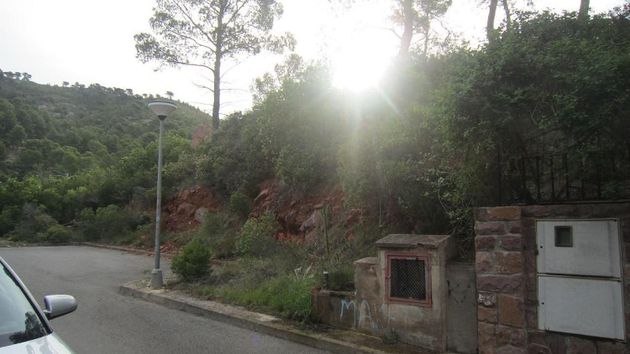 Foto 2 de Venta de terreno en Montornés - Las Palmas - El Refugio de 930 m²