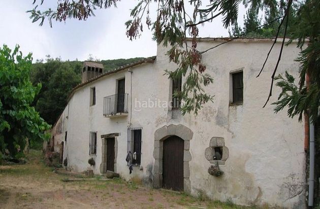Foto 2 de Chalet en venta en Sant Iscle de Vallalta de 5 habitaciones y 400 m²