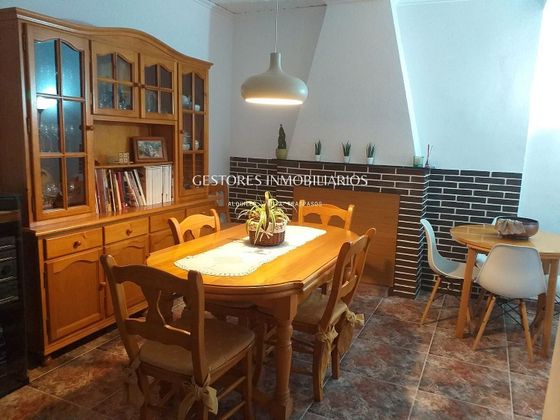 Foto 2 de Casa en venda a Benimarfull de 6 habitacions amb garatge i balcó