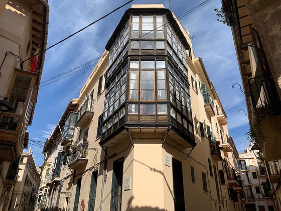 Foto 2 de Edifici en venda a La Seu - Cort - Monti-sión de 2650 m²