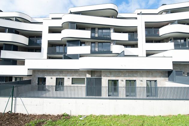 Foto 2 de Piso en venta en Berango de 4 habitaciones con terraza y garaje