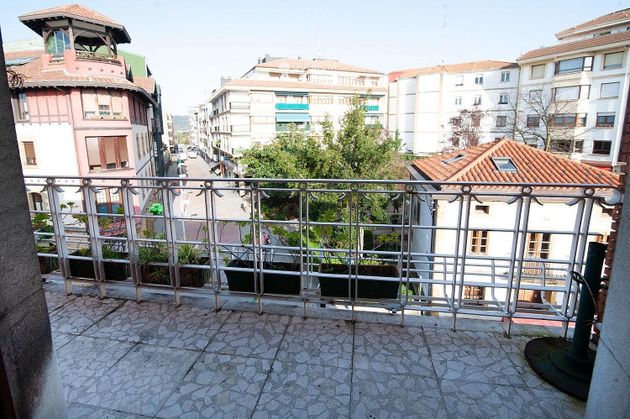 Foto 1 de Pis en venda a Centro - Puerto Viejo de 7 habitacions amb terrassa i garatge