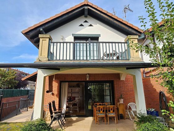 Foto 1 de Casa en venda a Sopelana de 4 habitacions amb terrassa i garatge
