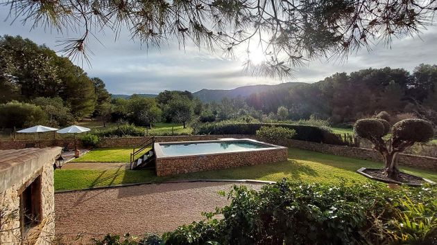 Foto 2 de Casa rural en venda a Calvià de 4 habitacions amb terrassa i piscina