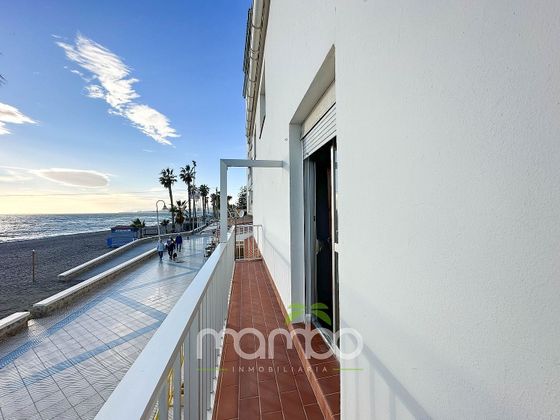 Foto 1 de Casa en venda a Algarrobo-Costa de 3 habitacions amb terrassa i balcó