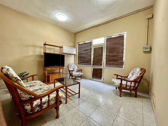Foto 2 de Casa adossada en venda a Alcalá de 3 habitacions amb terrassa