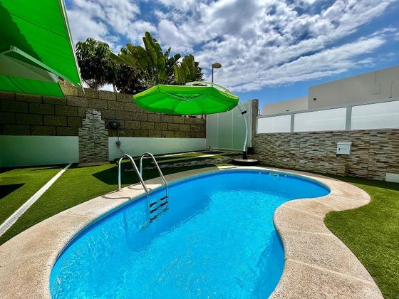 Foto 1 de Venta de casa en Palm - Mar de 3 habitaciones con terraza y piscina