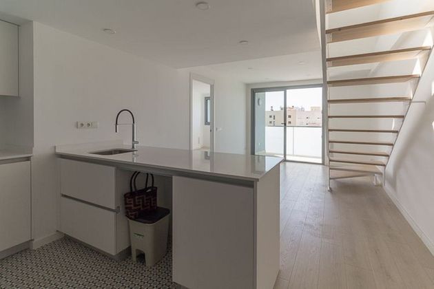 Foto 1 de Àtic en venda a calle Cubelles de 4 habitacions amb terrassa i garatge