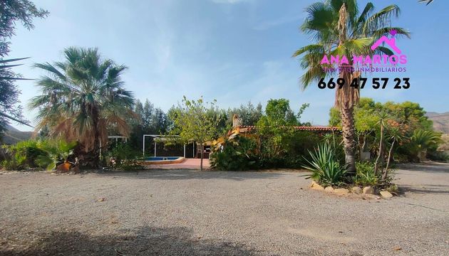 Foto 1 de Casa rural en venta en Águilas ciudad de 2 habitaciones con piscina y jardín