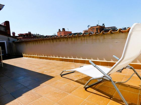 Foto 1 de Dúplex en venda a Poble Nou - Zona Esportiva de 4 habitacions amb terrassa i piscina