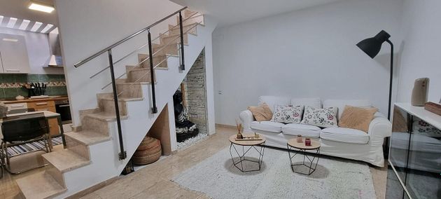 Foto 1 de Casa en venta en Poble Nou - Zona Esportiva de 2 habitaciones con terraza y aire acondicionado